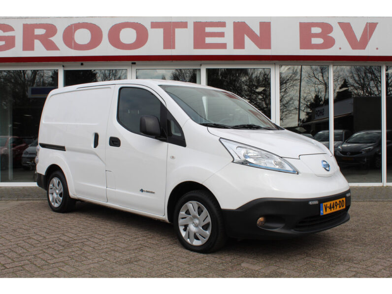 
								Nissan e-NV200//NAVI//CAMERA//KEYLESS//28.718KM!! 2017 full									