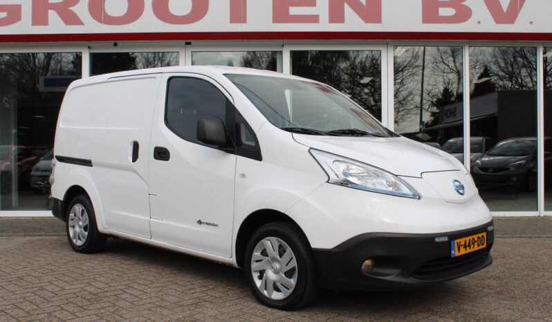 
								Nissan e-NV200//NAVI//CAMERA//KEYLESS//28.718KM!! 2017 full									