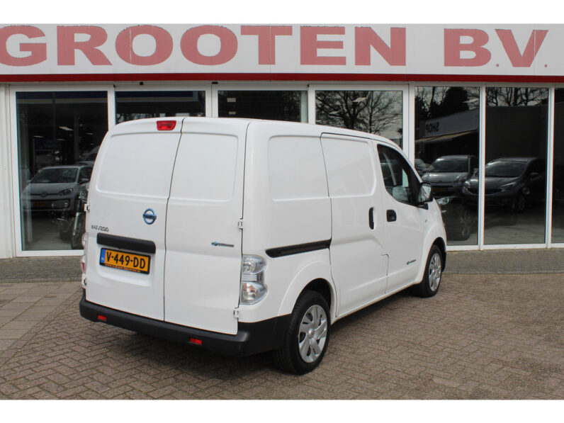 
								Nissan e-NV200//NAVI//CAMERA//KEYLESS//28.718KM!! 2017 full									