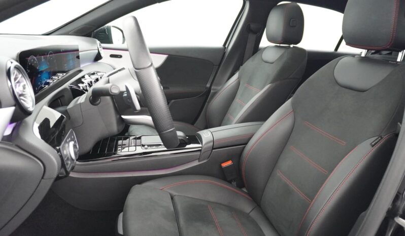
								Mercedes-Benz A-Klasse 2020 full									