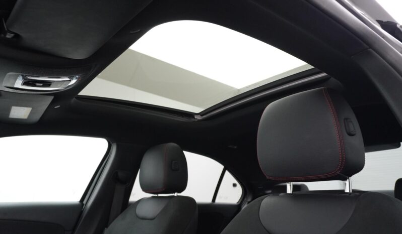 
								Mercedes-Benz A-Klasse 2020 full									