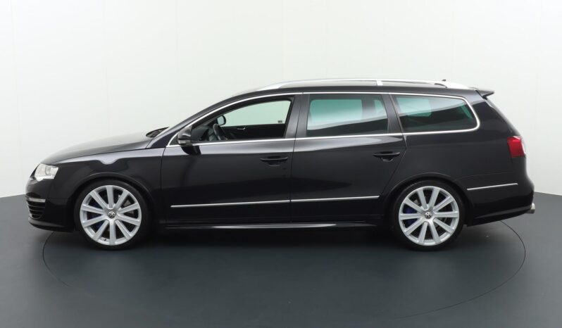 
								Volkswagen Passat 2008 full									