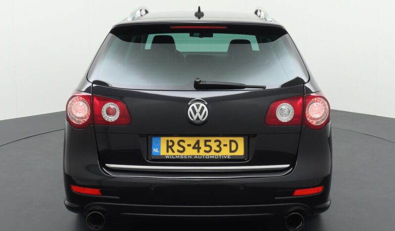 
								Volkswagen Passat 2008 full									