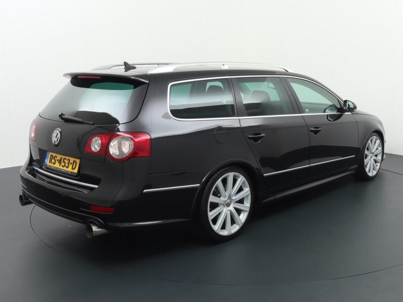 
								Volkswagen Passat 2008 full									