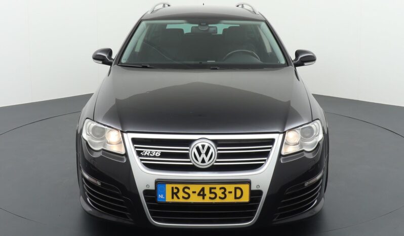 
								Volkswagen Passat 2008 full									