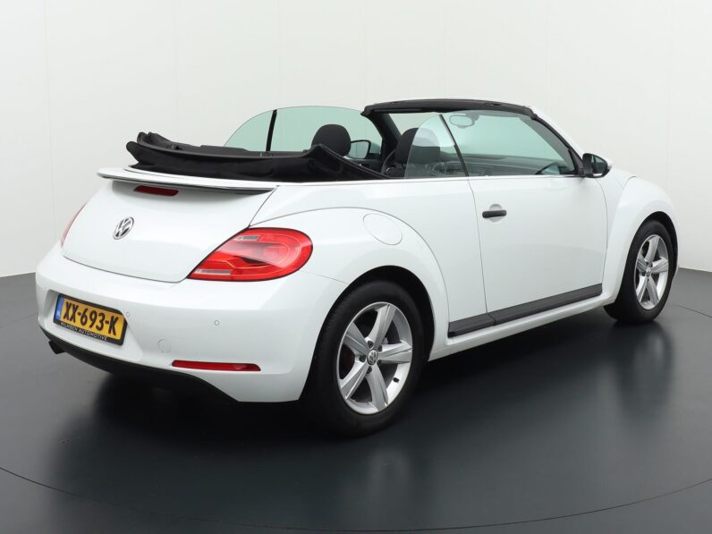 
								Volkswagen Beetle 2015 full									