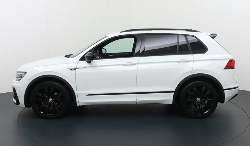 
								Volkswagen Tiguan 2019 full									