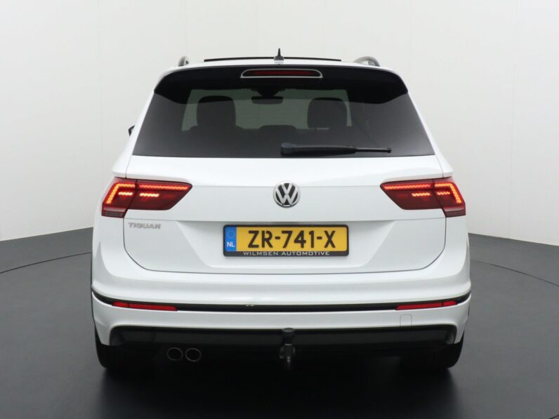 
								Volkswagen Tiguan 2019 full									