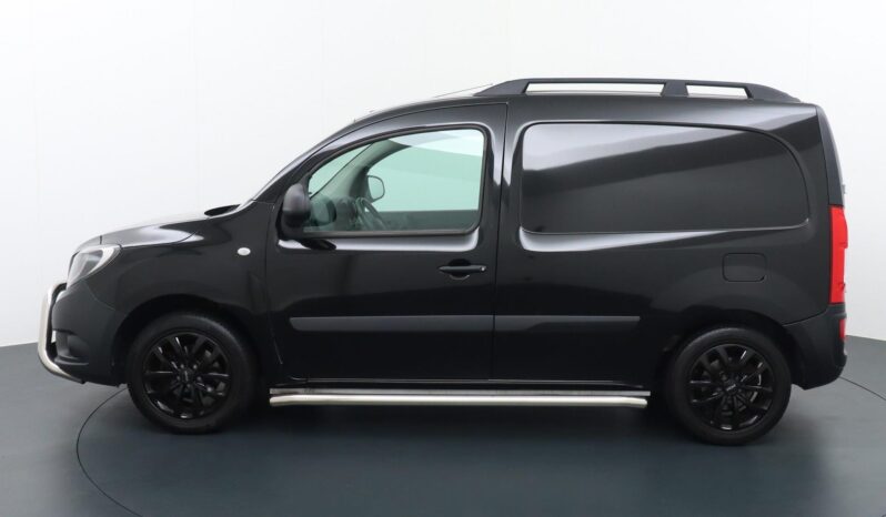 
								Mercedes-Benz Citan 2017 full									