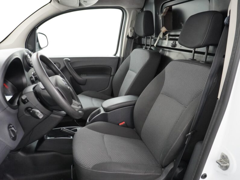 
								Mercedes-Benz Citan 2017 full									