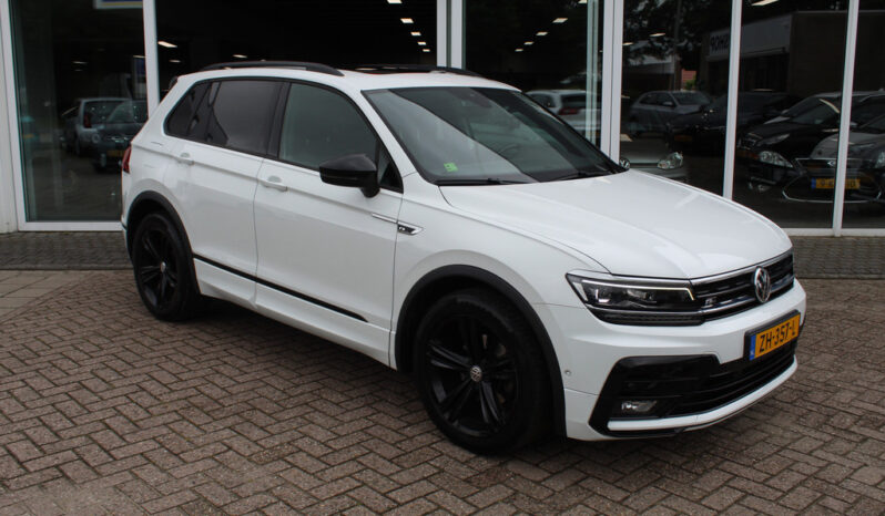 
								Volkswagen Tiguan 2019 full									