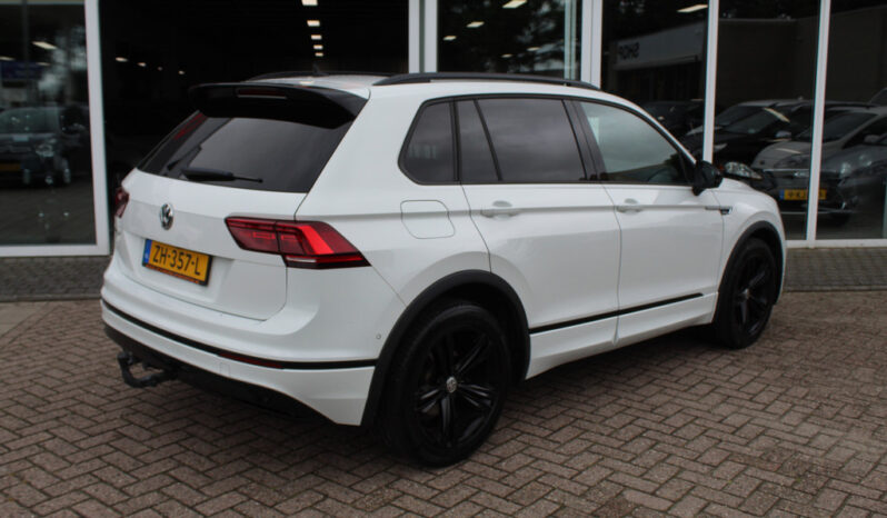 
								Volkswagen Tiguan 2019 full									