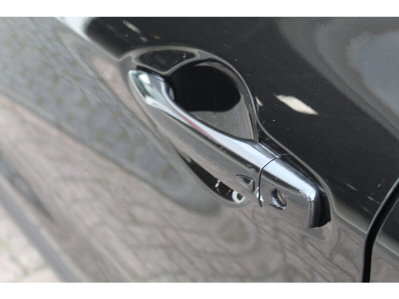 
								Nissan QASHQAI 2015 full									