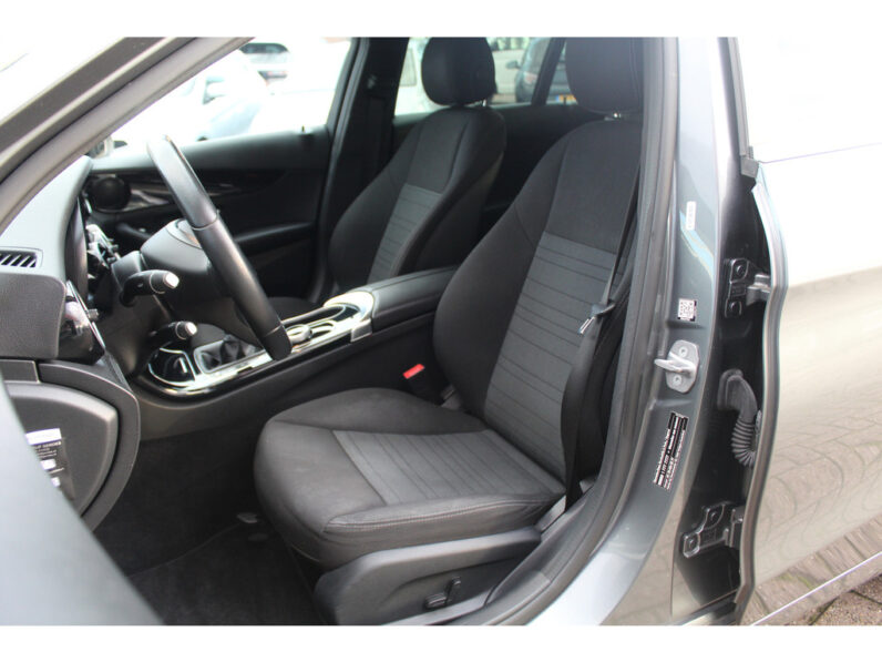 
								Mercedes-Benz C-Klasse 2017 full									