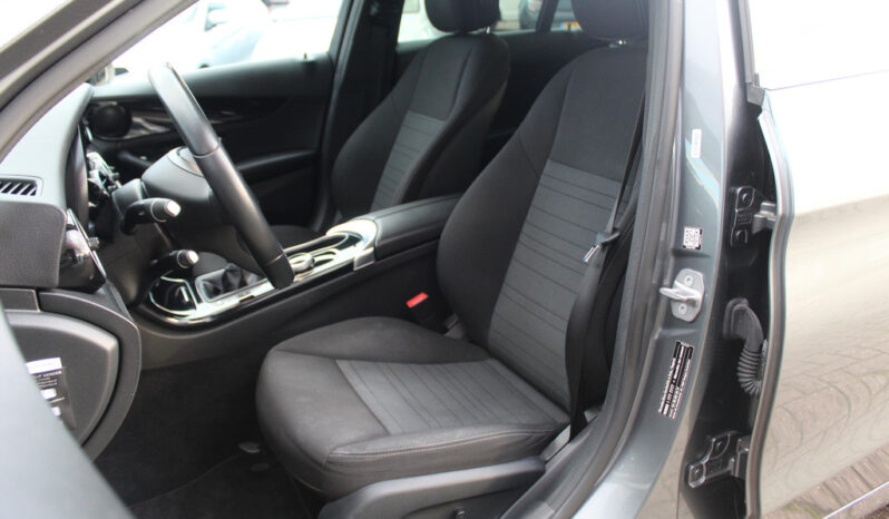 
								Mercedes-Benz C-Klasse 2017 full									