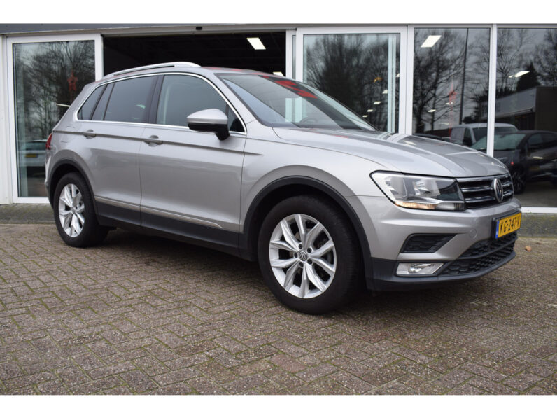
								Volkswagen Tiguan 2016 full									