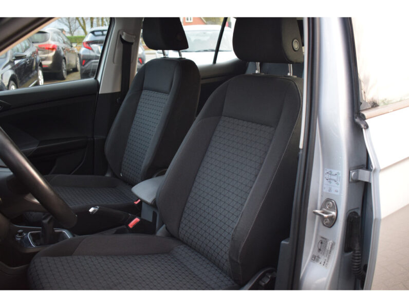 
								Volkswagen T-Cross 2020 full									