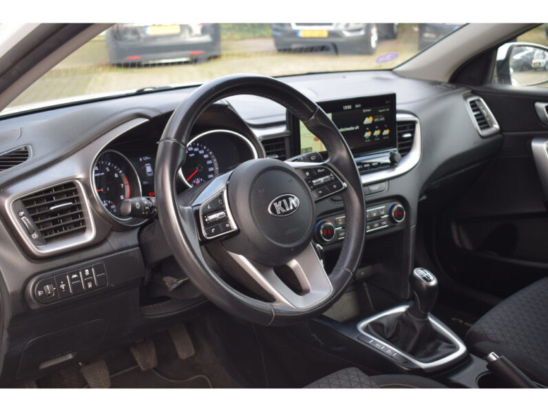 
								Kia Ceed Sportswagon 2020 full									